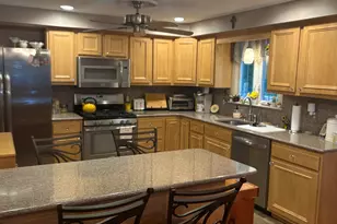 4 Dempsey Ct, Ansonia, CT 06401 - Photo 6