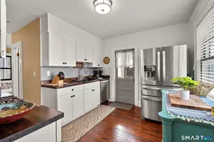 71 School St, Fairfield, CT 06824 - Photo 14