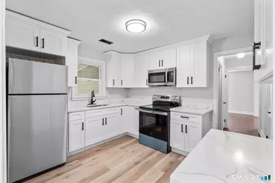 74 Thomas Street, Hamden, CT 06514 - Photo 24