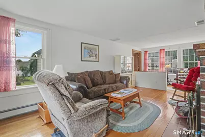 10 Hillwood Place, Norwalk, CT 06850 - Photo 4