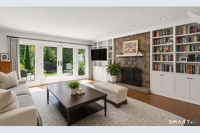 25 Indian Harbor Drive #3, Greenwich, CT 06830 - Photo 4