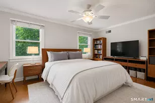 25 Indian Harbor Dr, Greenwich, CT 06830 - Photo 10