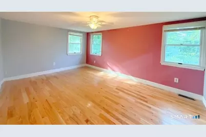 37 Peters Lane, North Haven, CT 06473 - Photo 12