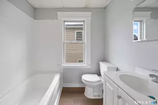 11 Martin St, Waterbury, CT 06706 - Photo 12