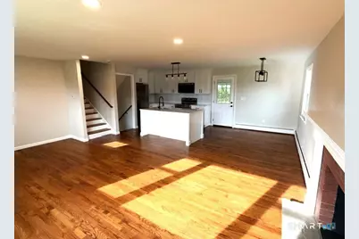 19 Winthrop Boulevard, Cromwell, CT 06416 - Photo 12