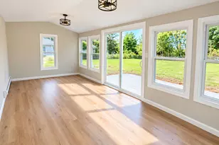 19 Winthrop Blvd, Cromwell, CT 06416 - Photo 14