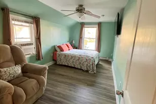 70 Broad Pl, Bristol, CT 06010 - Photo 10