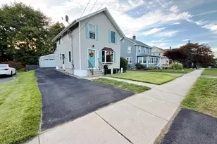 70 Broad Pl, Bristol, CT 06010 - Photo 2