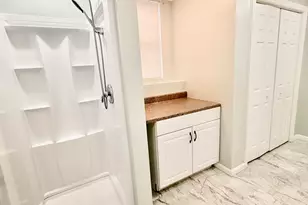 53 Moulthrop St, East Haven, CT 06512 - Photo 6