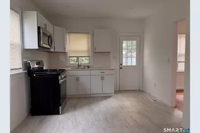 82 Helen Street, Hamden, CT 06514 - Photo 6