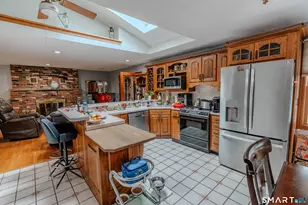 98 Ball Pond Rd, Danbury, CT 06811 - Photo 6