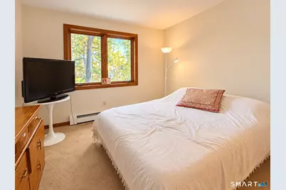 26 Merriman Road, Windsor, CT 06095 - Photo 22