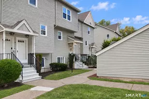 40 Cornerstone Ct, Southington, CT 06479 - Photo 2