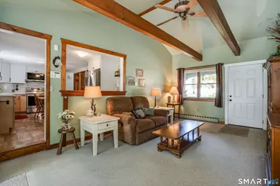 17 Nutmeg Avenue, Enfield, CT 06082 - Photo 4