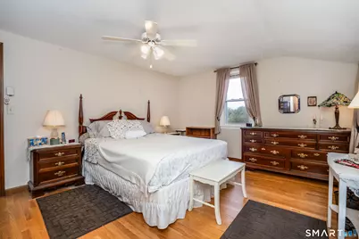 17 Nutmeg Avenue, Enfield, CT 06082 - Photo 20