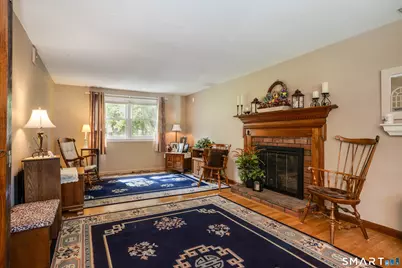 17 Nutmeg Avenue, Enfield, CT 06082 - Photo 18