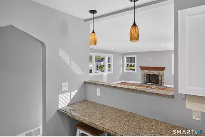 135 York Street, Stratford, CT 06615 - Photo 8