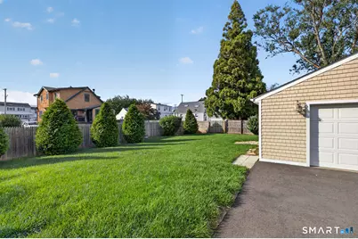 135 York Street, Stratford, CT 06615 - Photo 24
