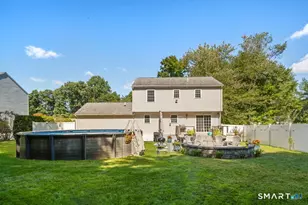 633 May St, Naugatuck, CT 06770 - Photo 4