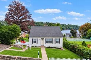 9 Candlewood Knolls Rd, New Fairfield, CT 06812 - Photo 2