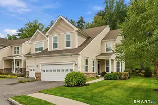 85 Ridgewood Dr, Middlebury, CT 06762 - Photo 1