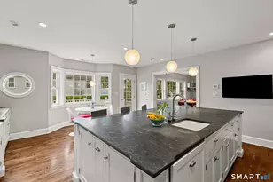 23 Park Ln, Norwalk, CT 06854 - Photo 4