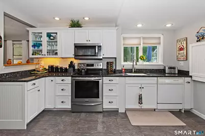 29 Prospect Avenue, East Lyme, CT 06357 - Photo 22