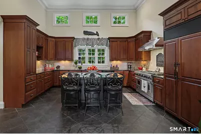 263 Putting Green Road, Fairfield, CT 06825 - Photo 4