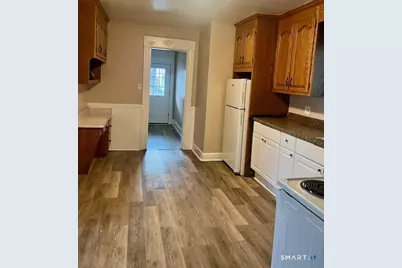 166 Laurel Avenue, Bridgeport, CT 06605 - Photo 8