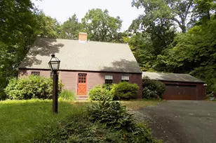 28 Forest Hills Dr, Farmington, CT 06032 - Photo 2
