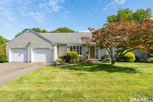 1085 Dunbar Hill Rd, Hamden, CT 06514 - Photo 1