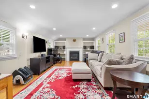 360 Westford Dr, Fairfield, CT 06890 - Photo 10