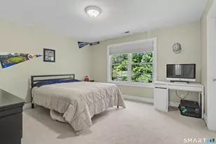 218 Stonehouse Rd, Trumbull, CT 06611 - Photo 14