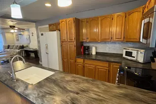 122 Broadway, Norwich, CT 06360 - Photo 4