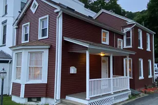 122 Broadway, Norwich, CT 06360 - Photo 2