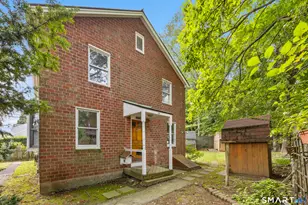 220 Melville Dr, Fairfield, CT 06825 - Photo 2