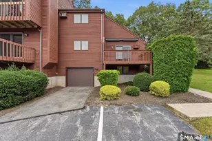 97 W Main St, East Lyme, CT 06357 - Photo 4
