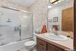 97 W Main St, East Lyme, CT 06357 - Photo 26