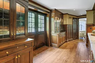 190 North St, Greenwich, CT 06830 - Photo 10