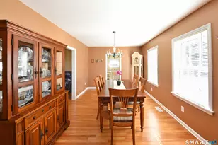 75 Laurel St, East Haven, CT 06512 - Photo 8