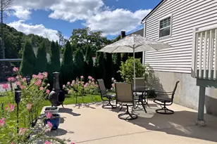 75 Laurel St, East Haven, CT 06512 - Photo 16