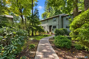 126 Highland St, Manchester, CT 06040 - Photo 1