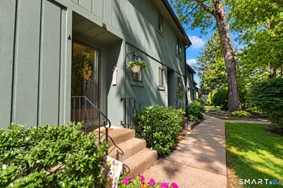 126 Highland Street #A, Manchester, CT 06040 - Photo 2