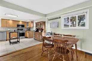 5 Doty Pl, New Haven, CT 06512 - Photo 16