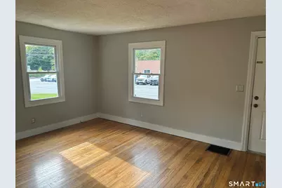 521 Rubber Avenue, Naugatuck, CT 06770 - Photo 4