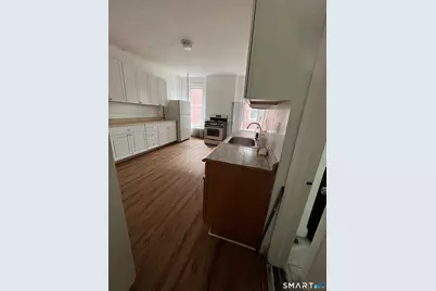 121 Babcock Street #2nd FLOOR, Hartford, CT 06106 - Photo 2