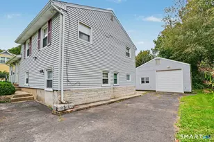 1991 Old Town Rd, Bridgeport, CT 06606 - Photo 4