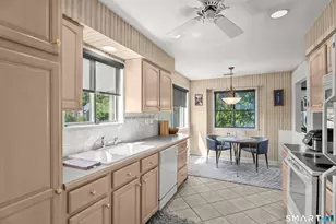 163 Turtle Bay Dr, Branford, CT 06405 - Photo 10