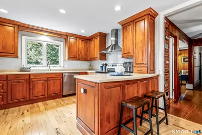 79 Brenair Terrace, Stratford, CT 06614 - Photo 10