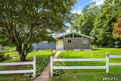 24 Carpenter Street, Norwich, CT 06360 - Photo 1